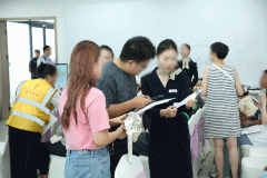 部门购房者“周末